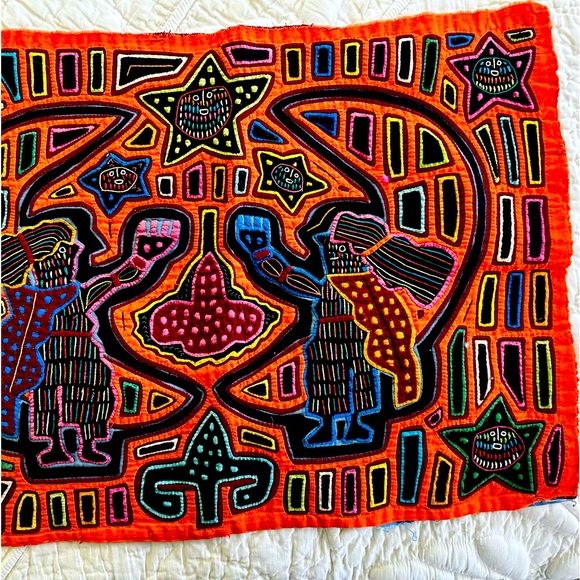 Kuna Mola very intricate 18 x 13.5. No fading. No defects. - Picture 1 of 3